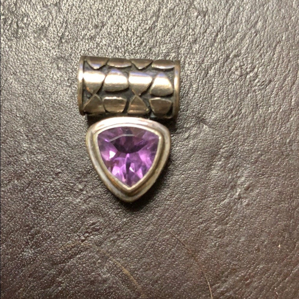Lori Bonn pendant